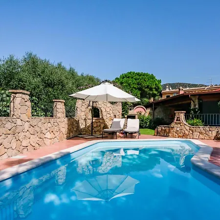 Prestigiosa Con Piscina A Due Passi Dal Mare Villa Capitana