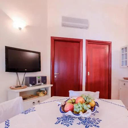 Prestigiosa Con Piscina A Due Passi Dal Mare Villa Capitana